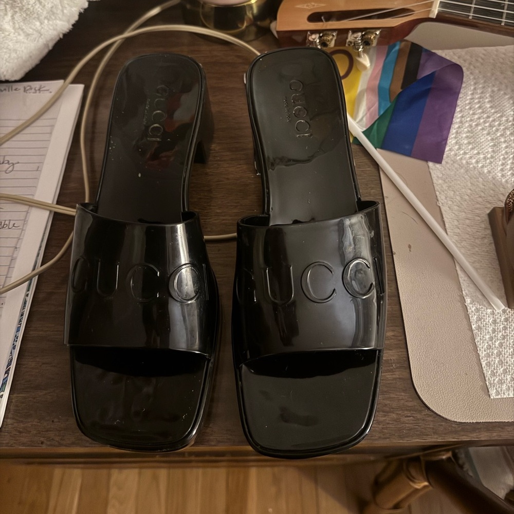 Gucci Slides sandals with small chunky heel